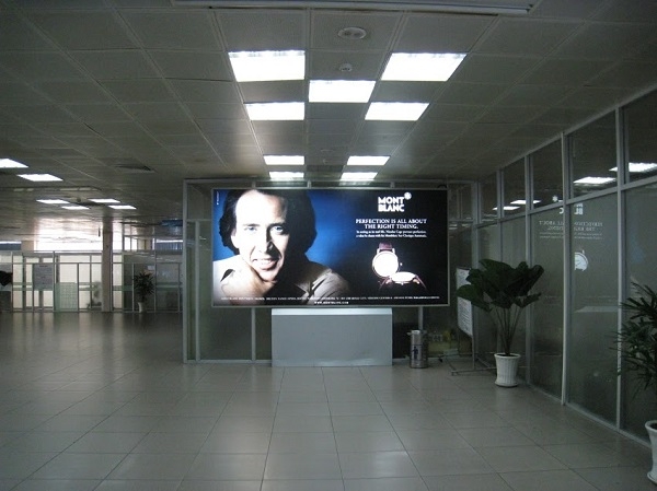 quảng cáo tại sân bay