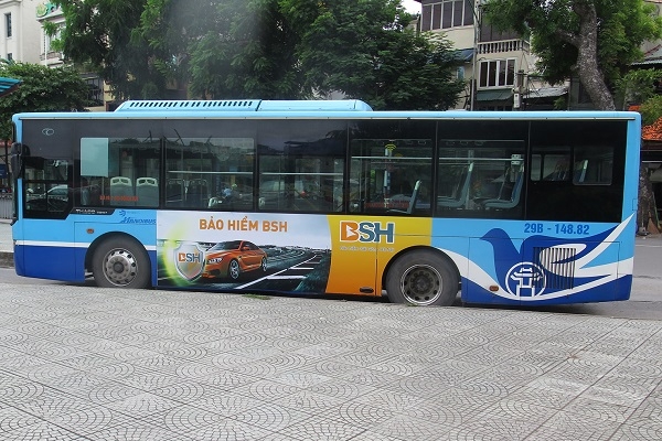 quảng cáo trên xe buýt cho bảo hiểm bsh