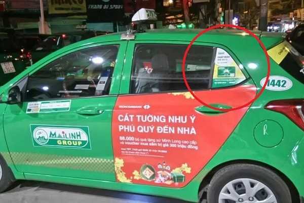 quảng cáo trên taxi