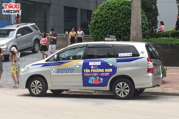 quảng cáo trên taxi Thành Công