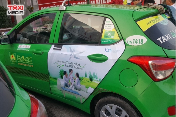dán quảng cáo trên taxi 