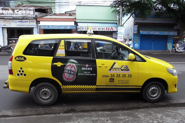 quảng cáo trên taxi Asia