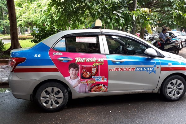 Quảng cáo trên xe taxi tại Thái Nguyên