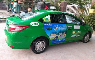 Bảo Việt Life quảng cáo trên xe taxi