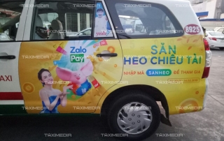 ZaloPay Săn Heo Chiêu Tài triển khai quảng cáo trên taxi