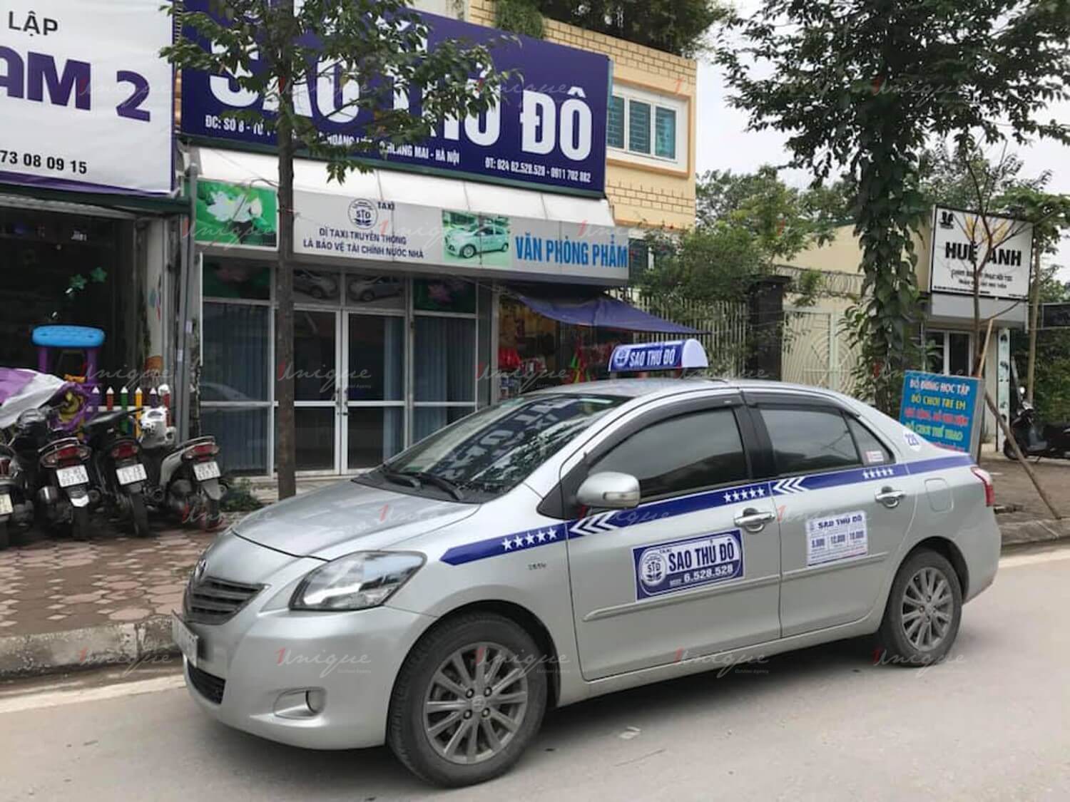 quảng cáo taxi sao thủ đô