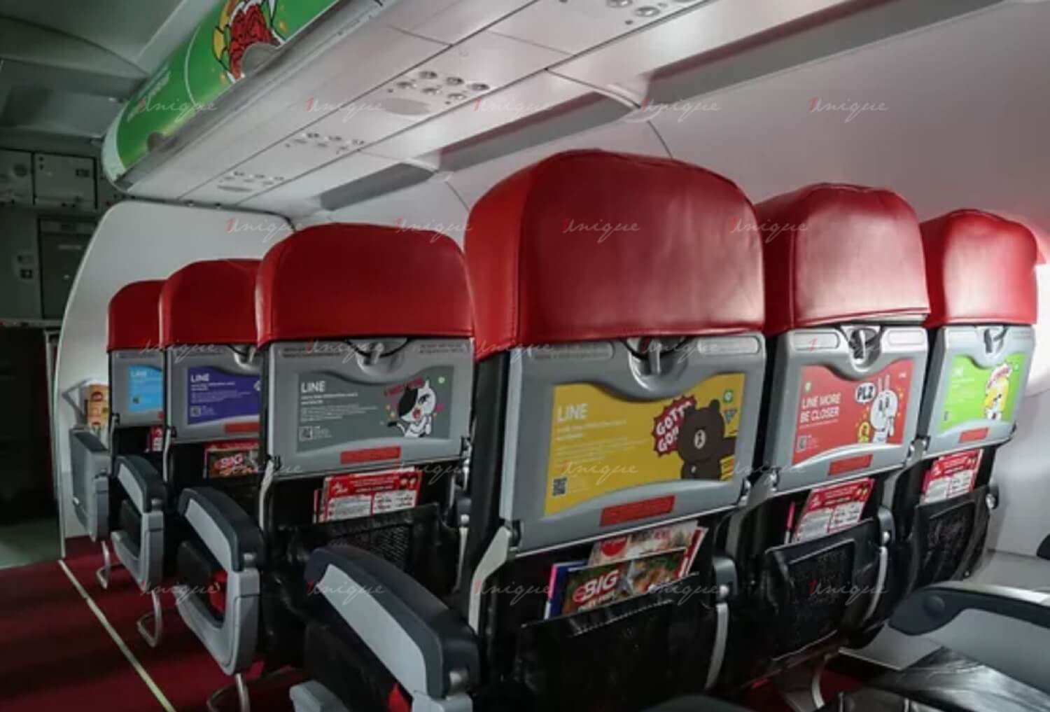 quảng cáo trên máy bay