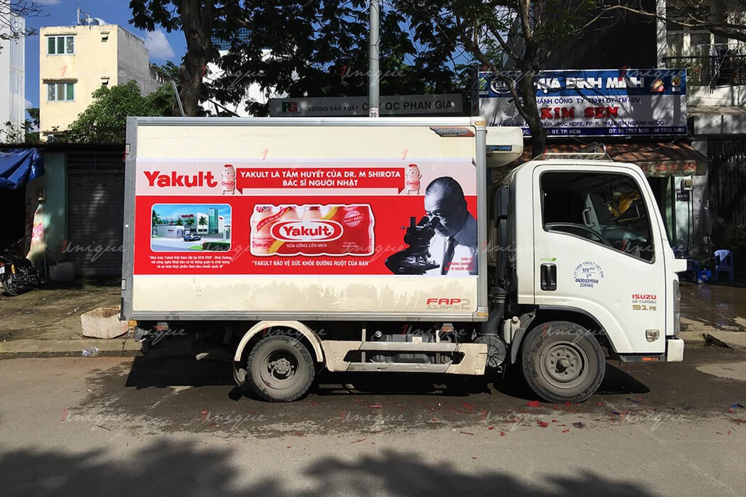 Quảng cáo trên xe tải đưa thương hiệu phủ sóng mọi nẻo đường