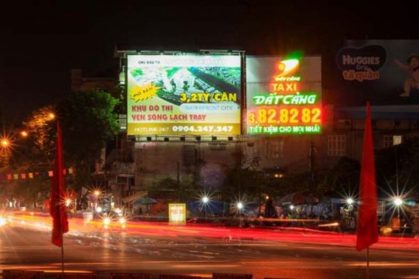 Top 10 loại đèn rọi biển quảng cáo ngoài trời phổ biến nhất hiện nay đèn rọi biển quảng cáo ngoài trời