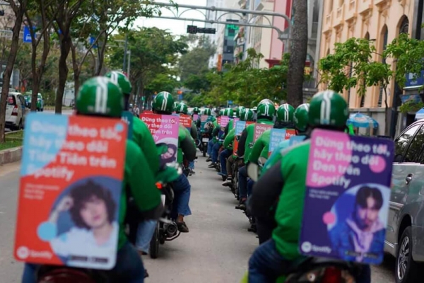 Roadshow màn hình LED di động